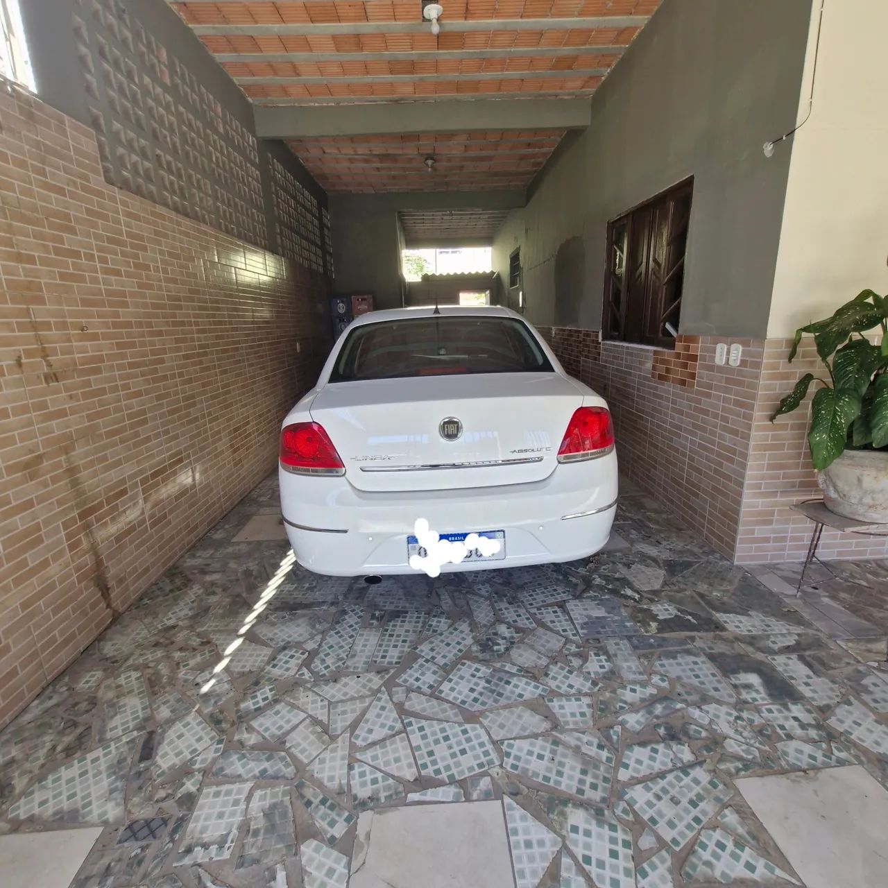 Fiat Linea Absolute 1.9/1.8 Flex Dualogic 4P 2013 - Foto 2