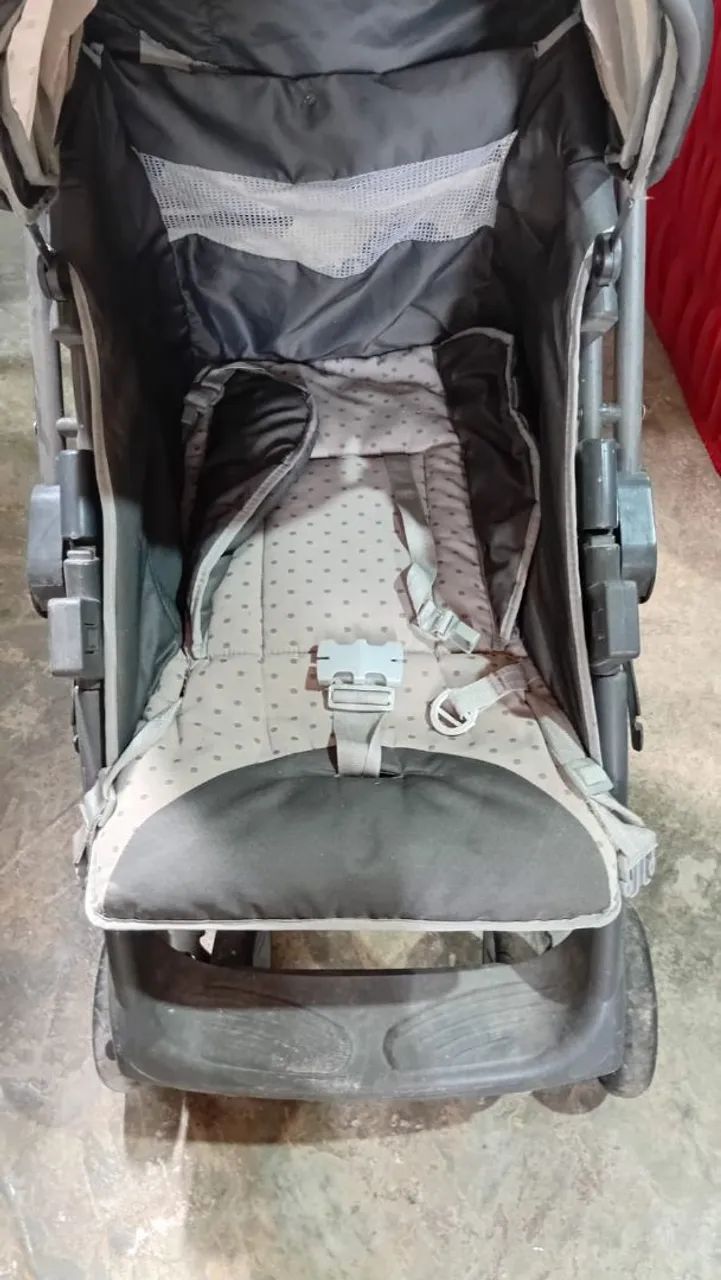 Carrinho de bebê e andador.  - Foto 5