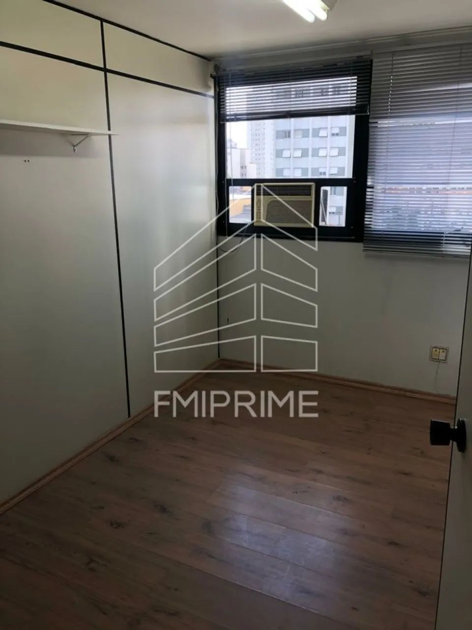 CONJUNTO COMERCIAL EM PERDIZES COM 59 M2 E 1 VAGA DE GARAGEM FIXA. - Foto 4