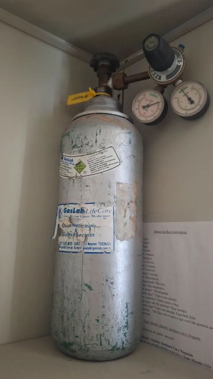 Cilindro de hospital  - Foto 2