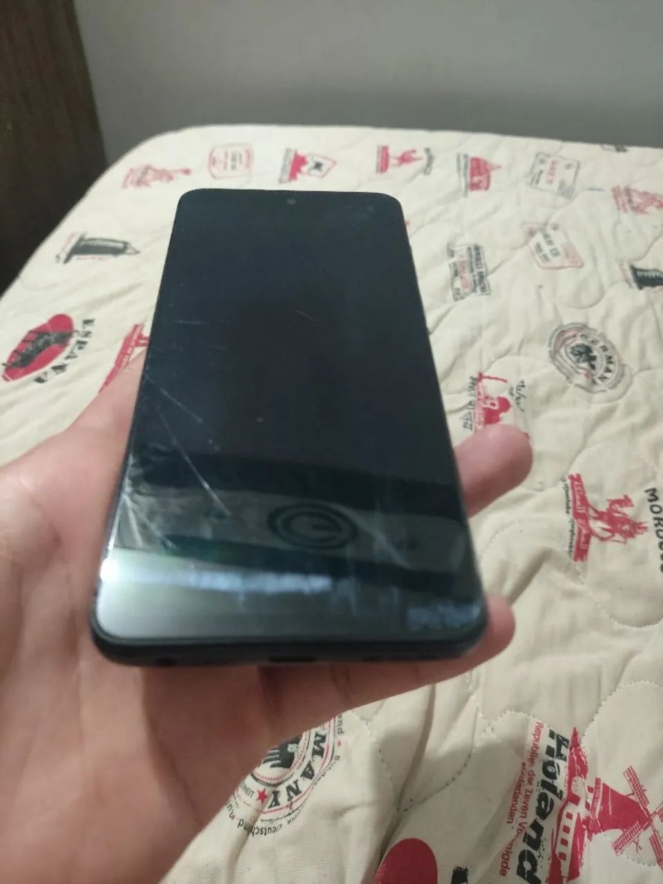 Moto G73 semi novo - Foto 2