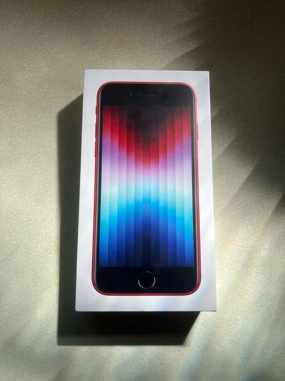 iPhone SE 3ª geração 64gb vermelho  - Foto 2