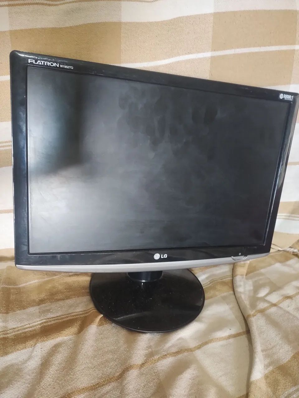 Monitor 19" LG