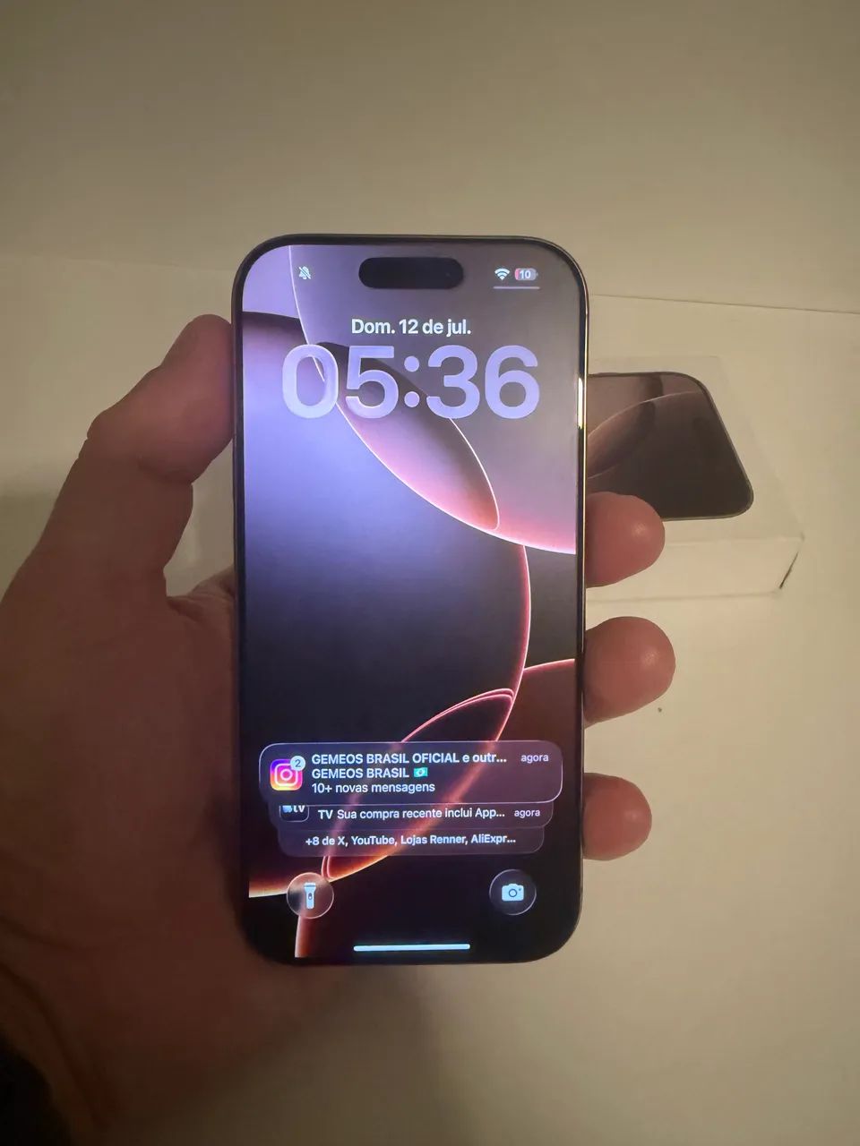 Iphone 16 pro desert titânio  - Foto 3