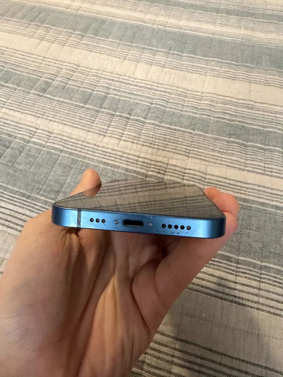 iPhone 13 azul em bom estado  - Foto 2