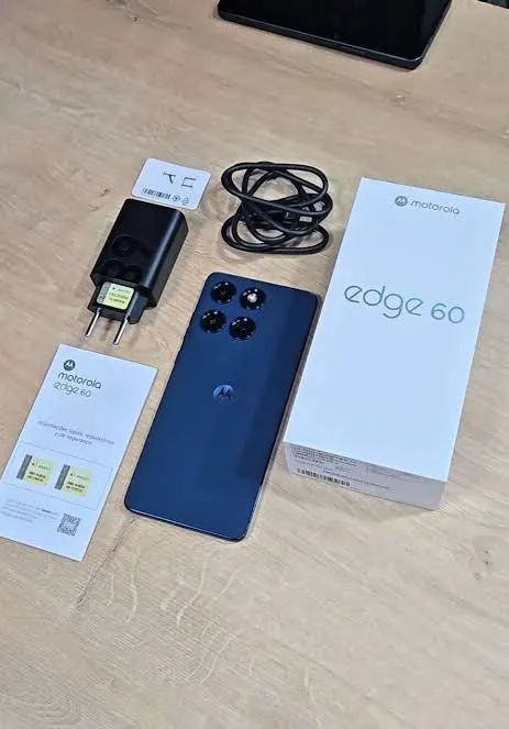 Troco Moto Edge 60 fusion  - Foto 3