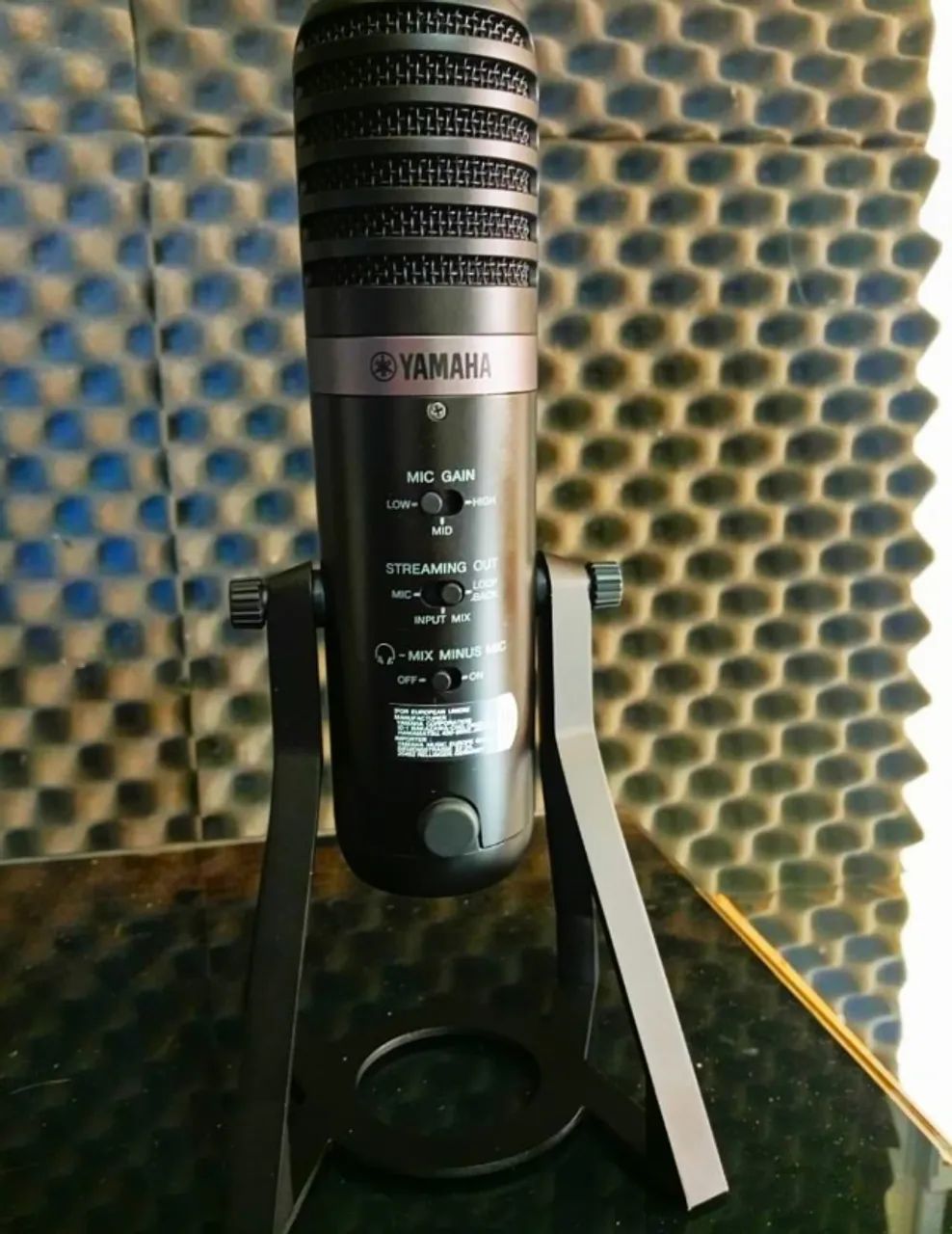 ESSE MICROFONE JÁ TEM A INTERFACE DE ÁUDIO EMBUTIDO E REVERBER, COMPRESSOR E VÁRIAS FUNÇÕE - Foto 3