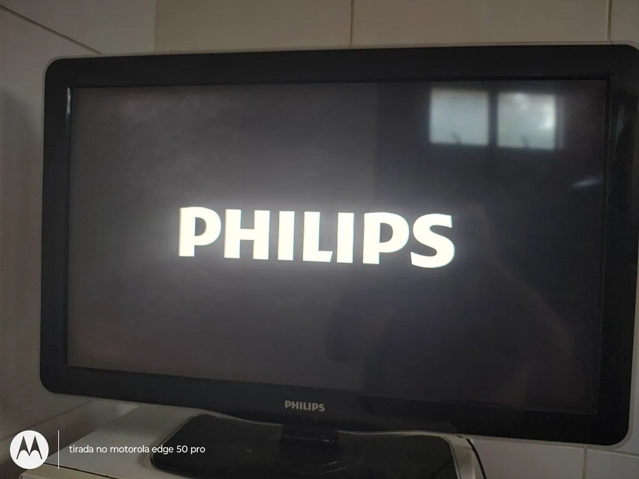 TV Philips 32 polegadas funcionando perfeitamente
