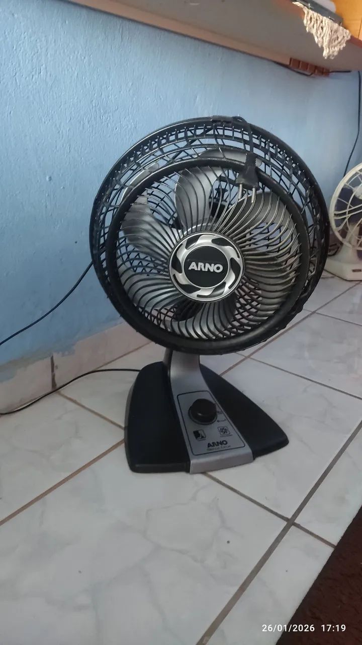 Ventilador 30 centímetros 110 volts funcionando perfeitamente Votorantim 