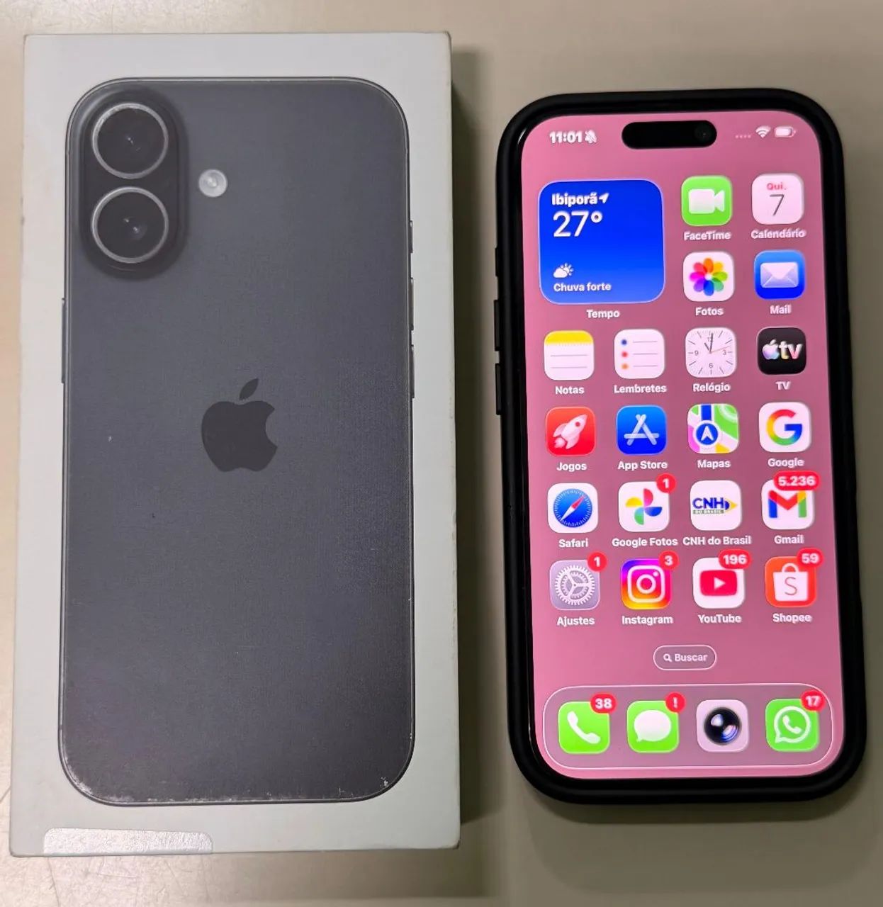 IPHONE 17 BLACK 256GB ESTADO DE NOVO - Celulares e Smartphones