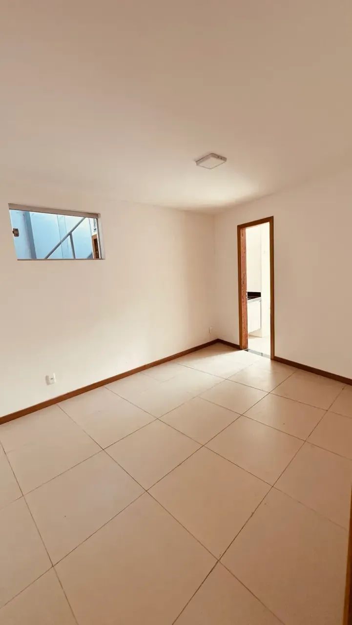 ALUGO APARTAMENTO 2 QUARTOS COM SUÍTE - Foto 3