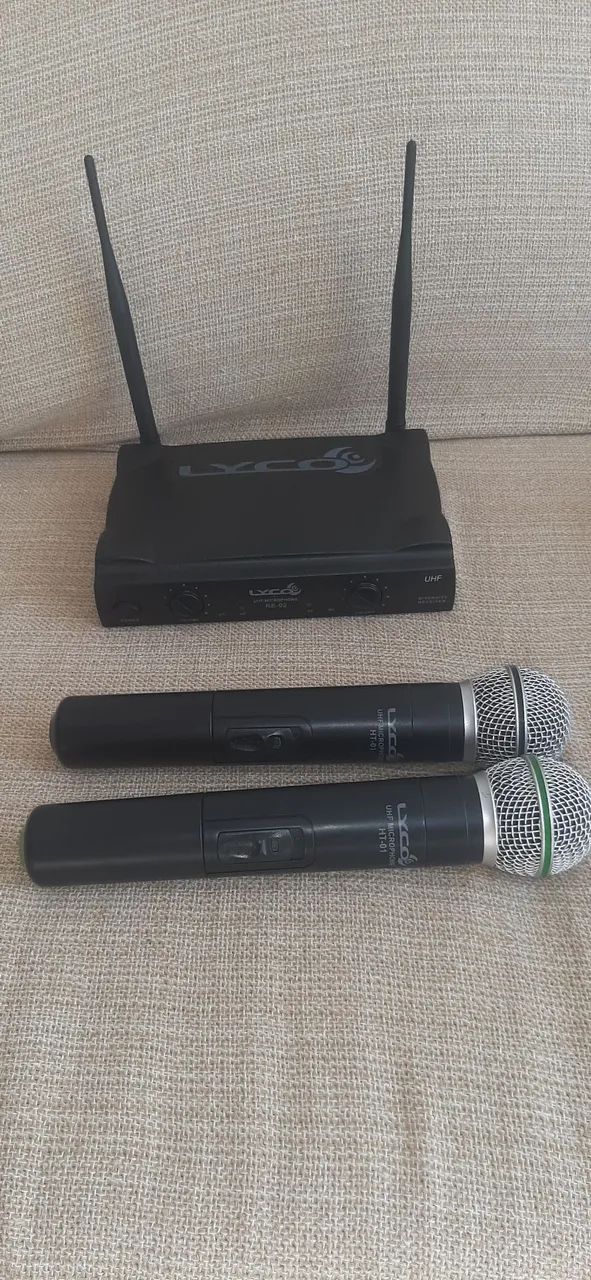 Microfone Sem Fio Duplo Lyco UH02MM UHF Profissional + Maleta - Foto 4