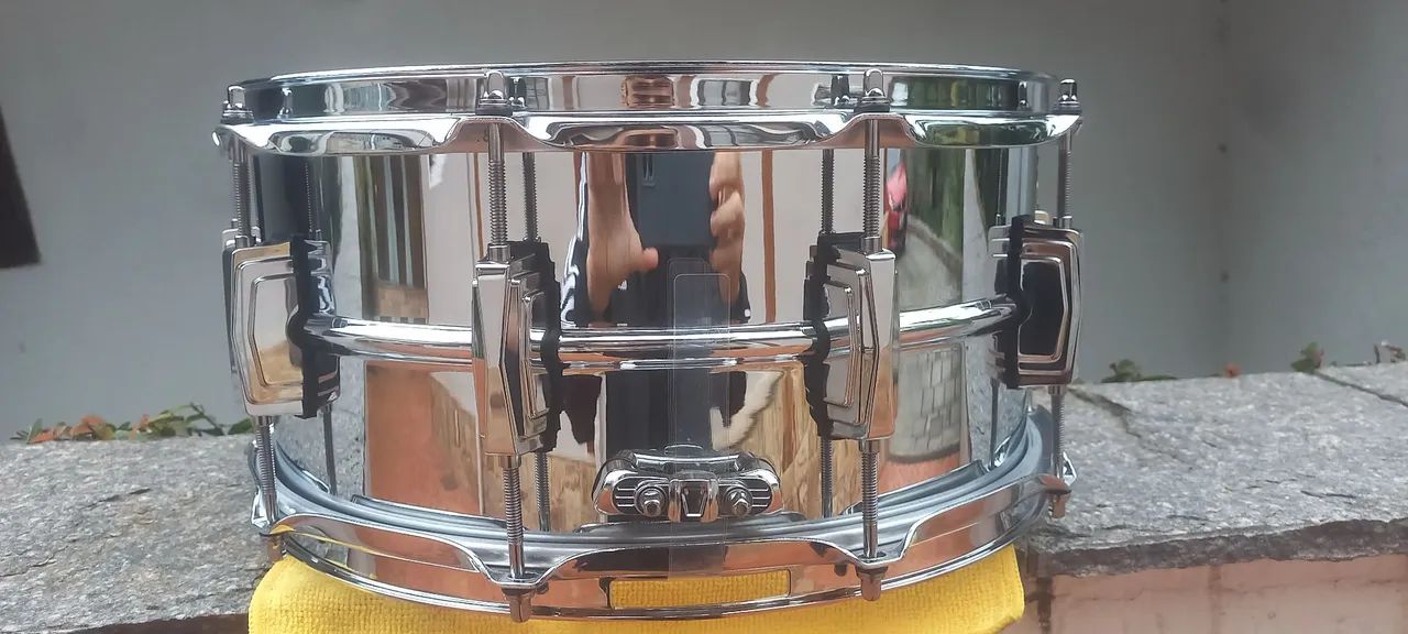 Caixa Ludwig Supraphonic LM402  - Foto 3