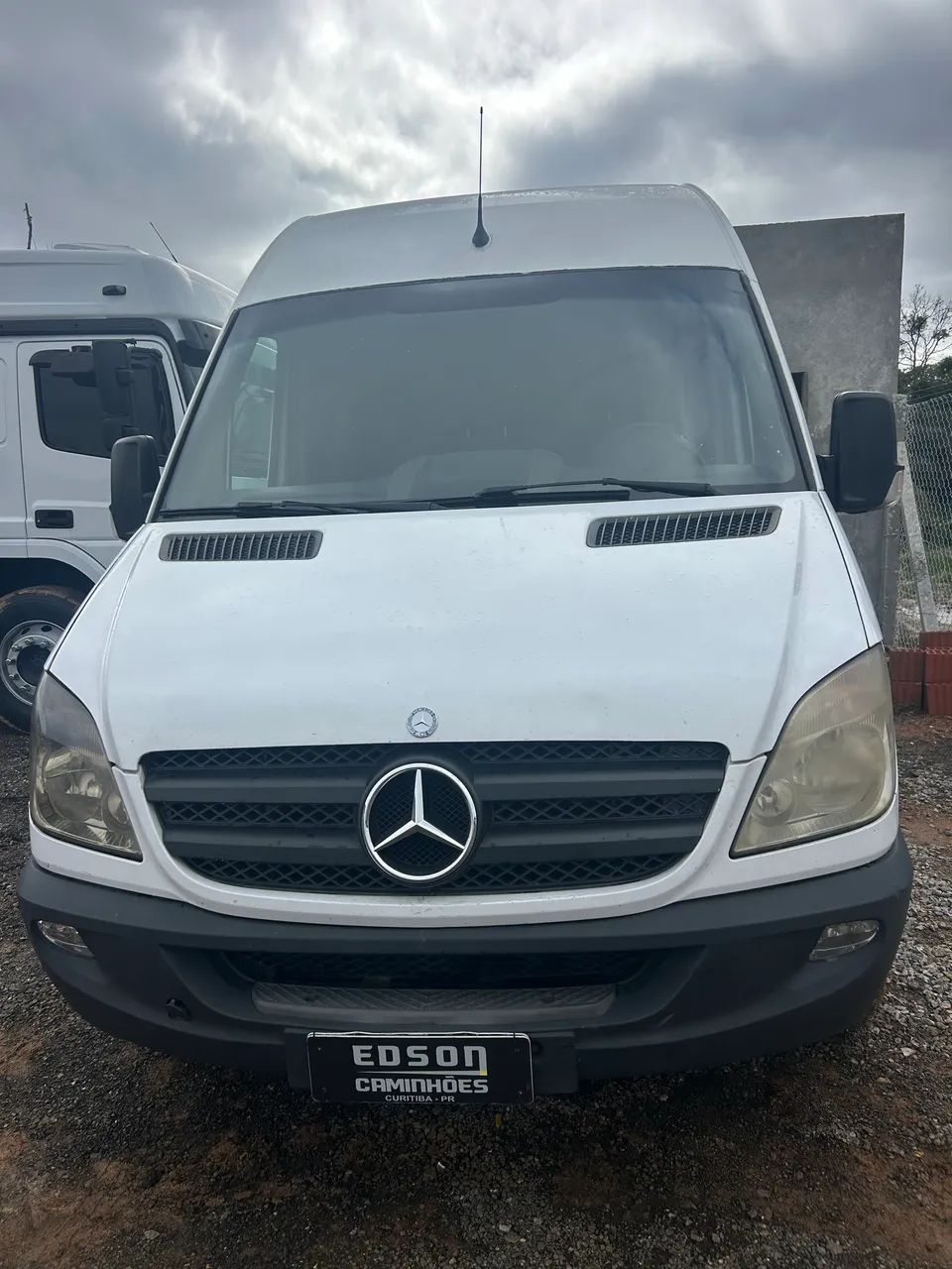 Mercedes-Benz Sprinter 415 Furgão Lon.t.bai. 2.2 Dies. 2013