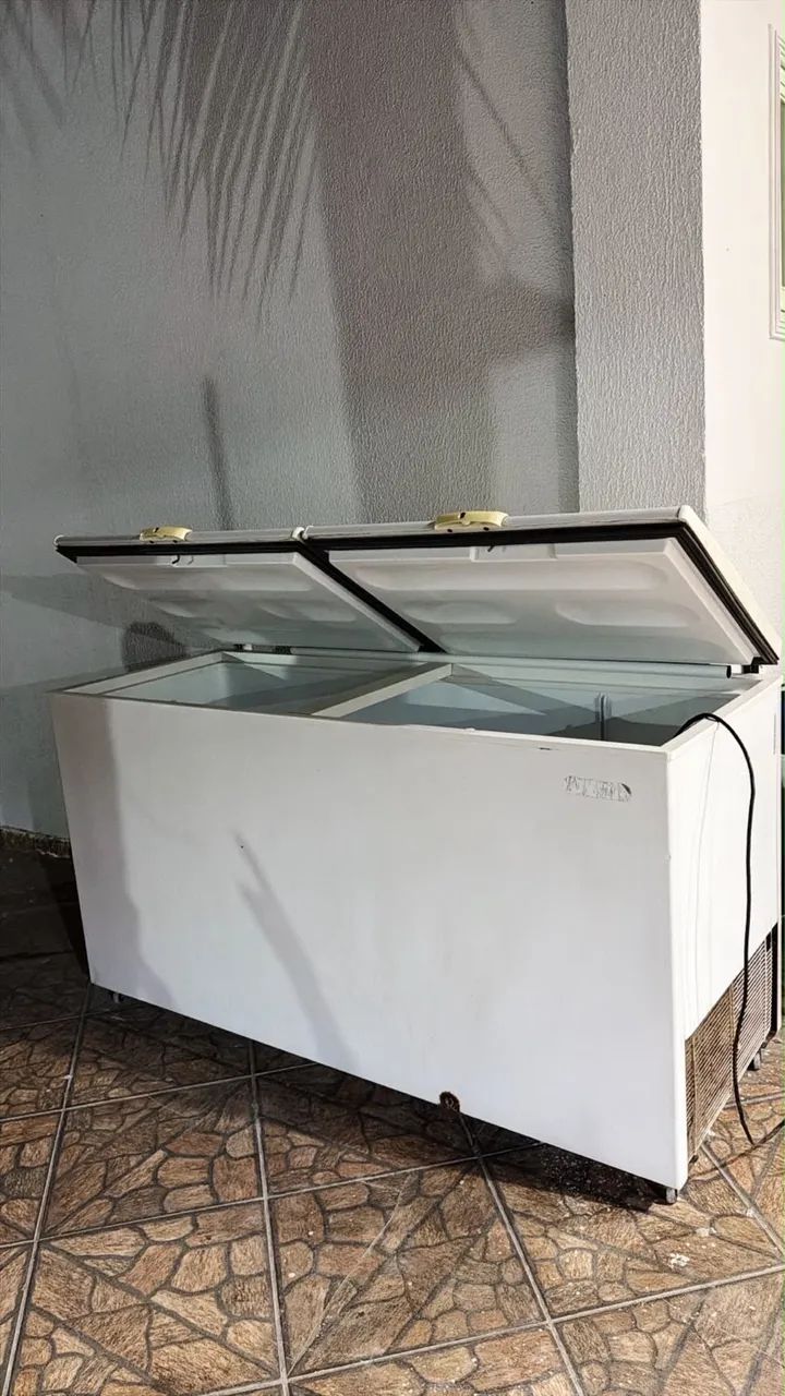 VENDO FREEZER METALFRIO 546L