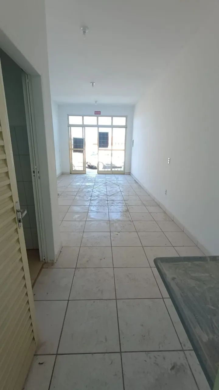 IMOVEL COMERCIAL COM ÓTIMA LOCALIZAÇÃO - Foto 2