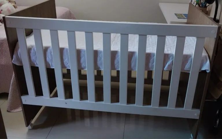 Berço e colchão