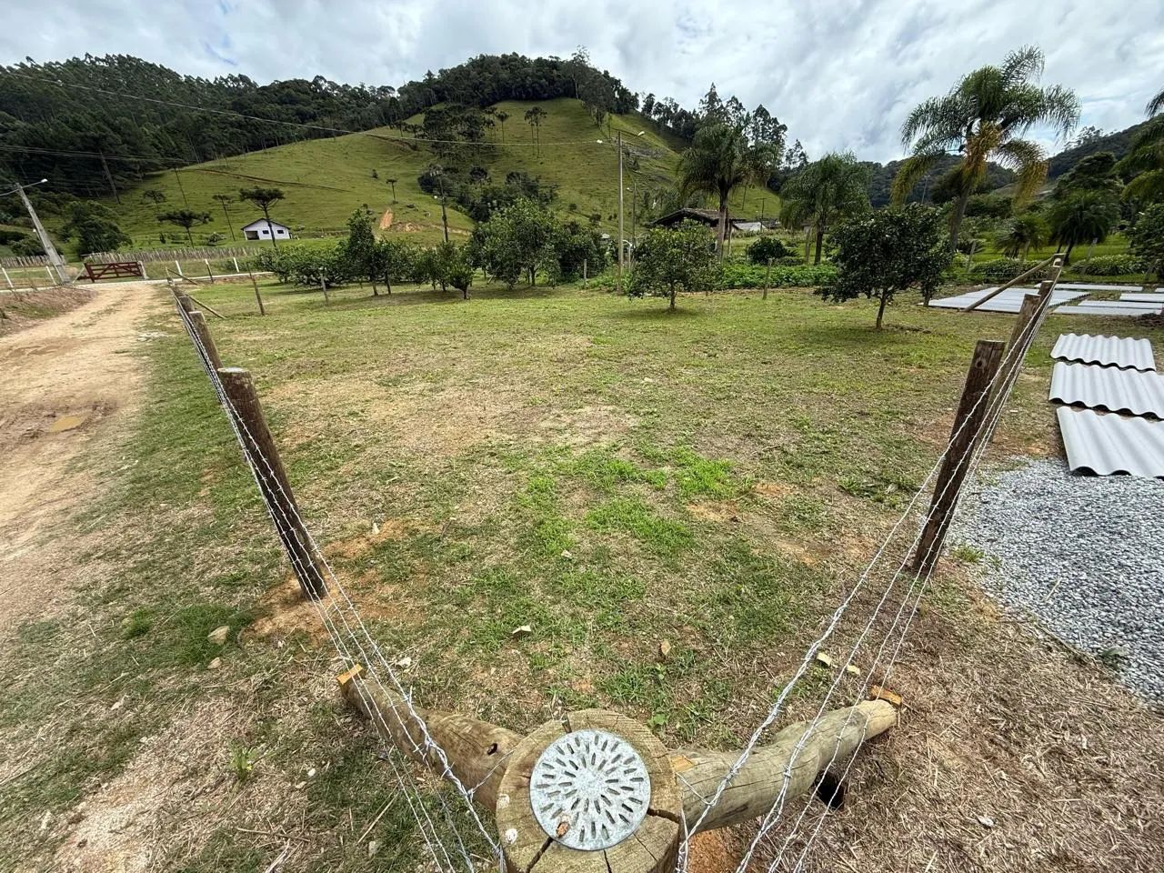 Lote 2 - Foto 2