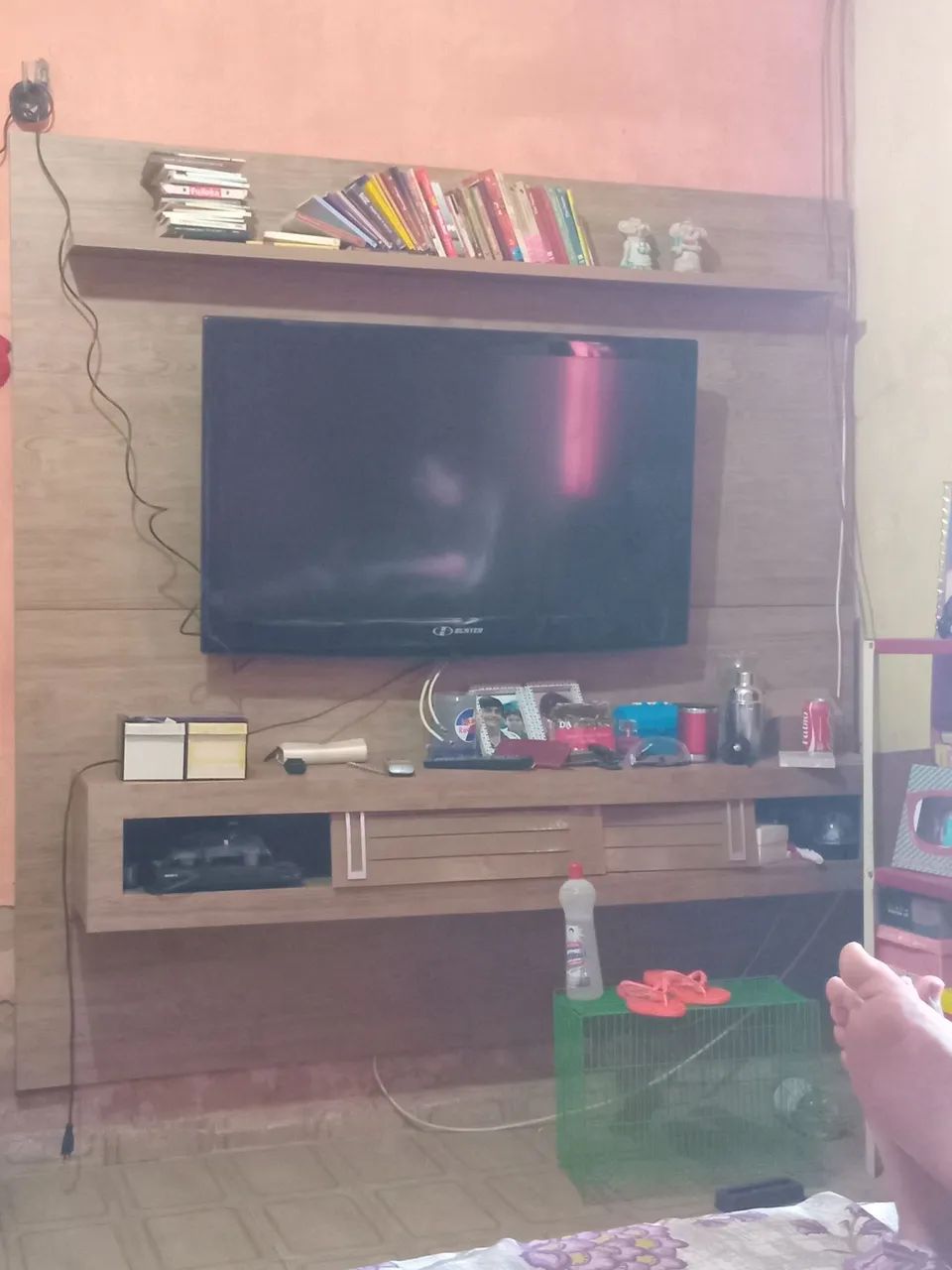 Vendo essa tv de 42 polegadas junto com o painel