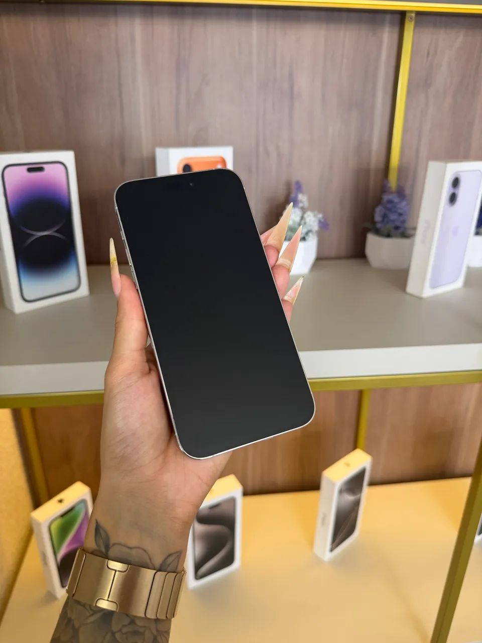 iPhone 14 Pro Max Prateado  - Foto 4