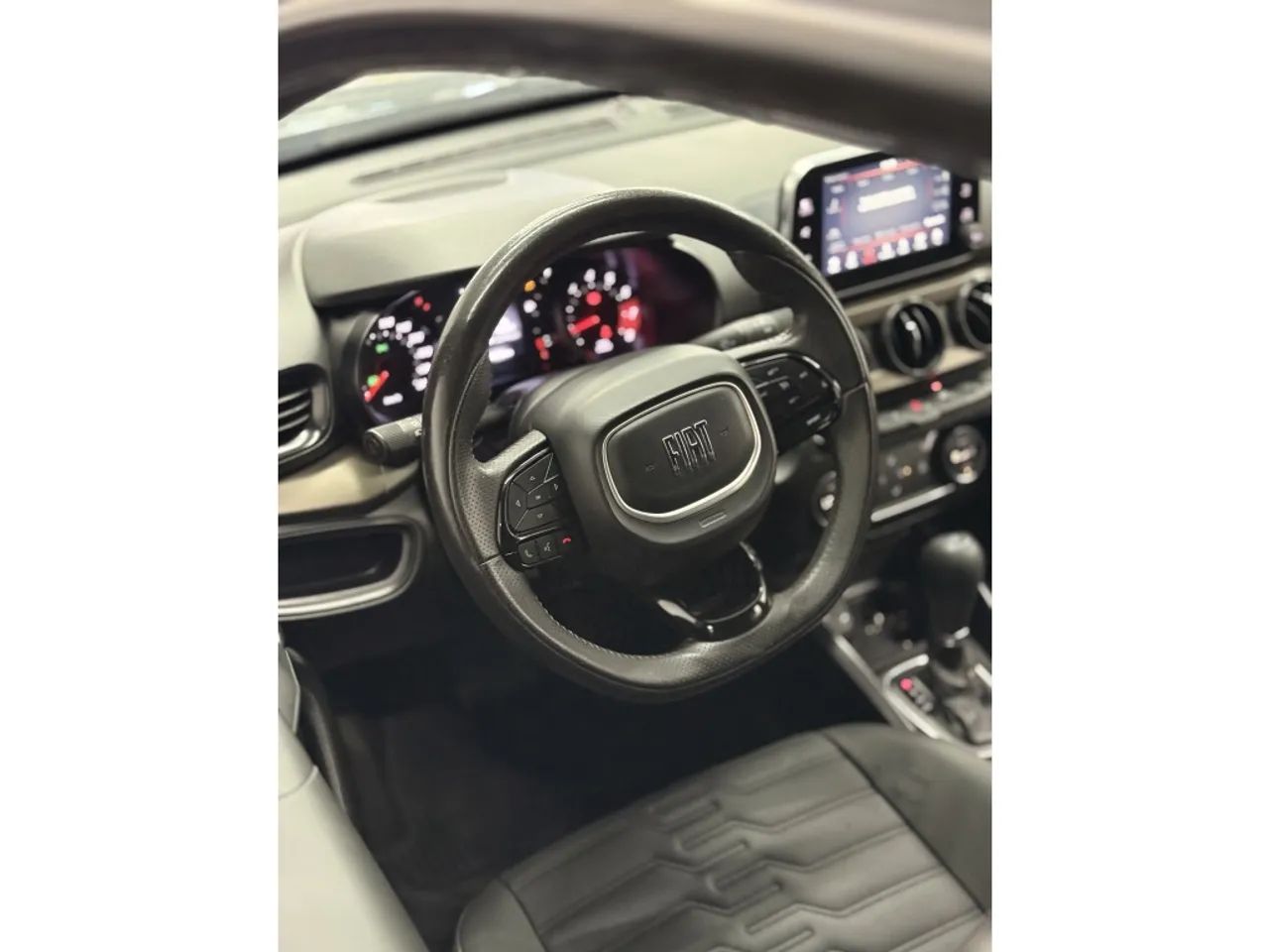 Fiat Cronos Drive 1.3 8V Flex Aut. 2023 - Foto 4