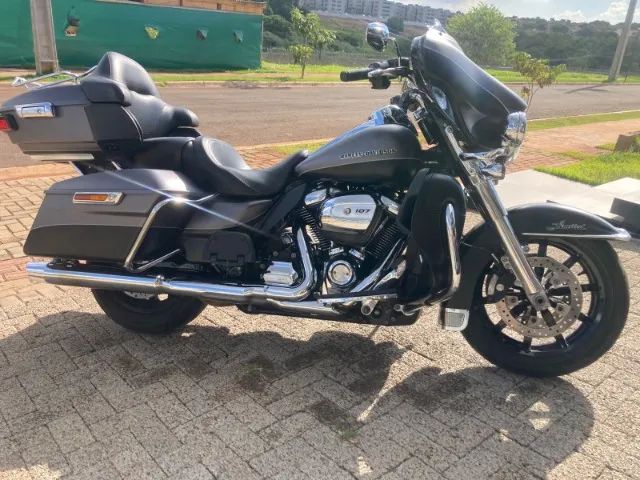 Harley Davidson Electra Glide Ultra Limited 2017  - Foto 2