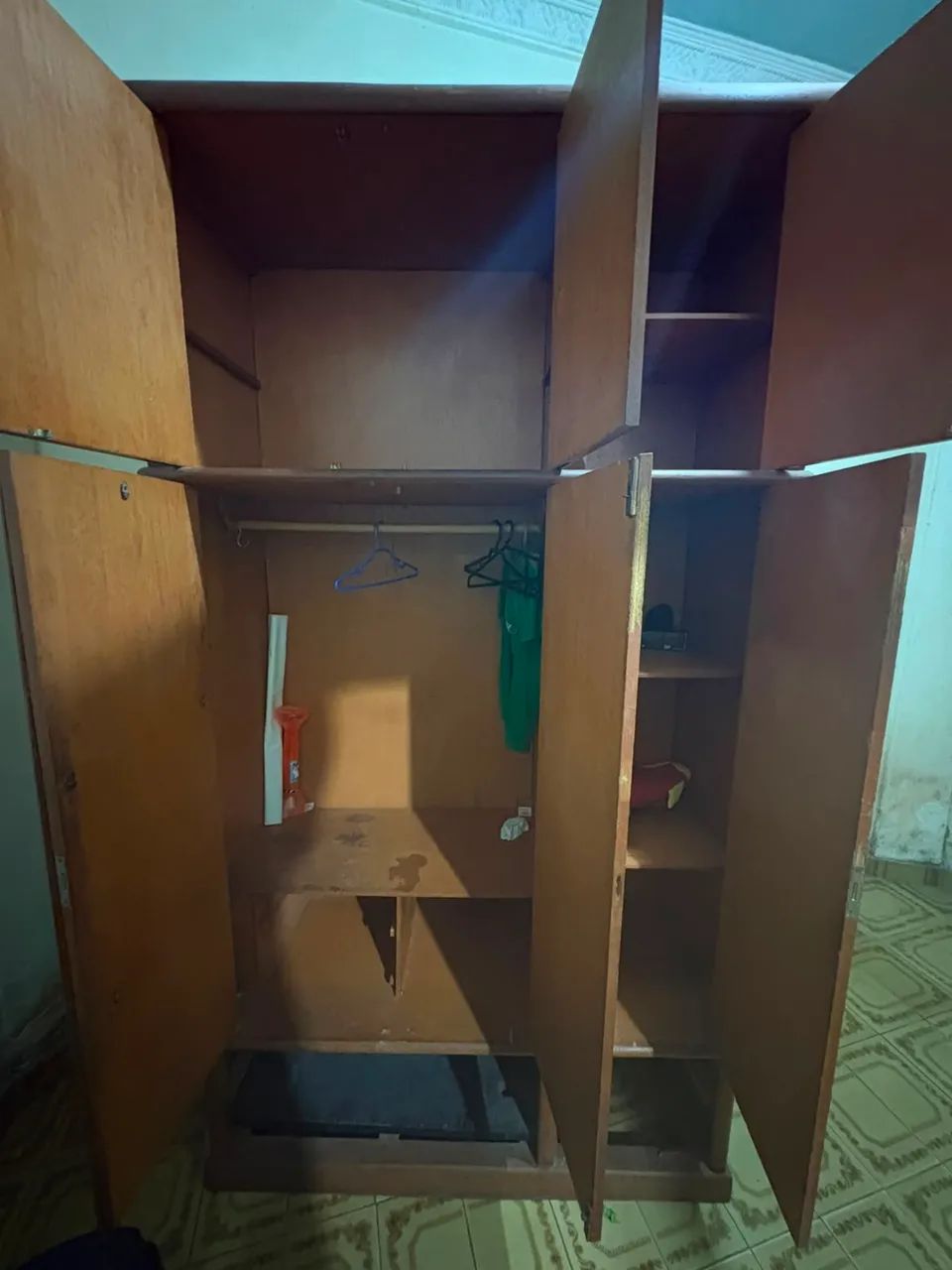 Guarda roupa duplex 6 portas  - Foto 2