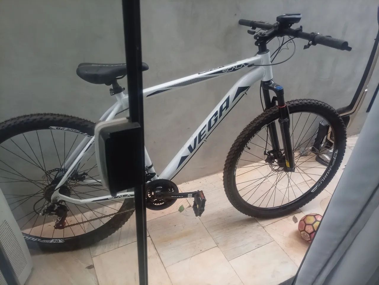 Bicicleta aro 29 - Foto 4
