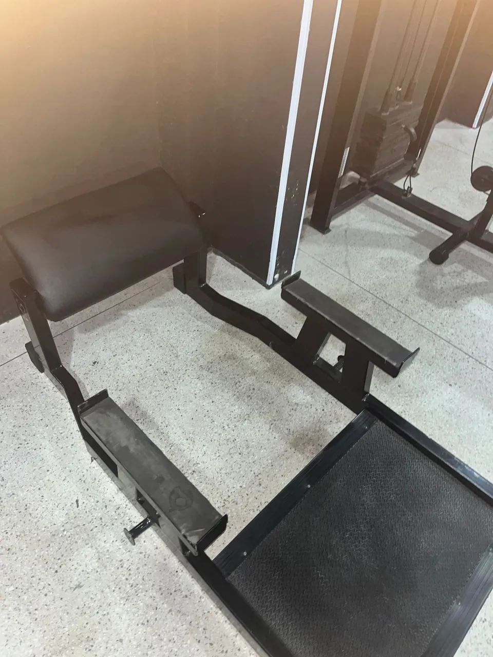 Máquina para elevação pélvica 