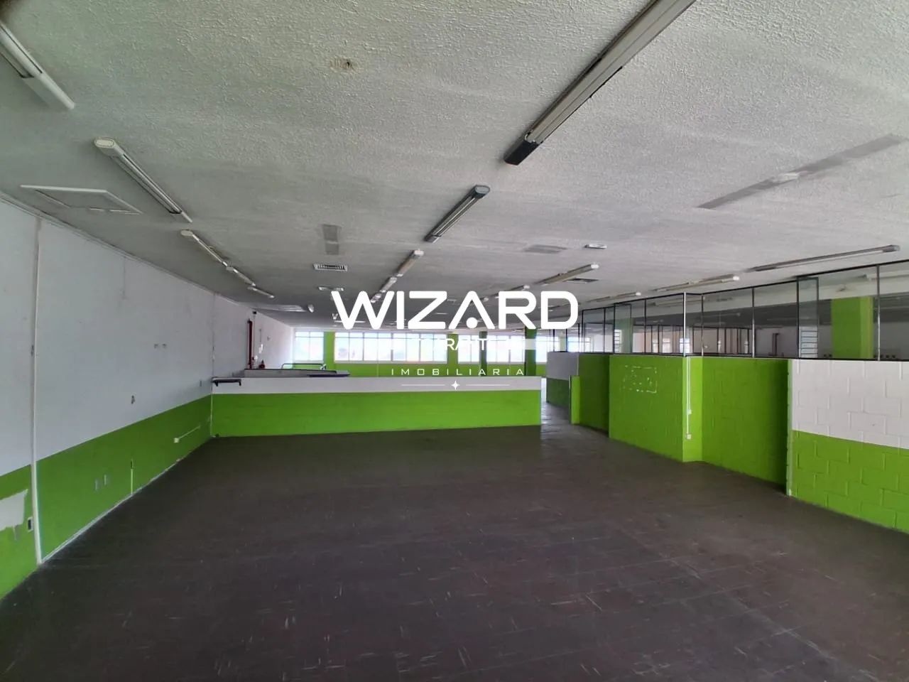 Salão Comercial para aluguel com 600m² no centro de Amparo/SP - Foto 4