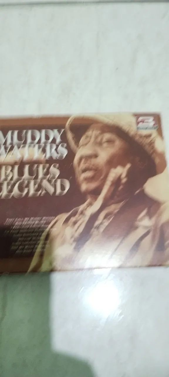 Cd MUDDY WATERS - BOX. BLUES LEGEND. CONTÉM 3 CDS  - Foto 2