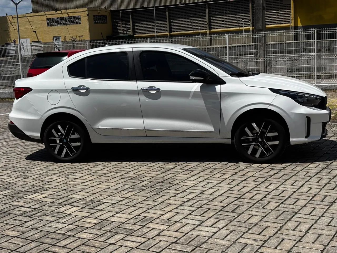Fiat Cronos Precision 1.3 16V Flex Aut. 2026 - Foto 2