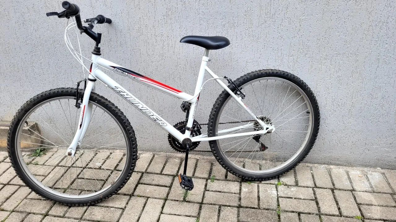 Bicicleta Feminina Aro 26, 21 Marchas - Foto 3