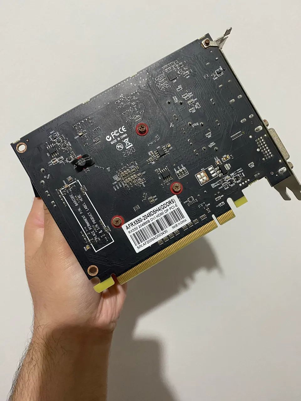 Placa de Vídeo Radeon RX 550 2 Gb GDDR5 - Foto 3