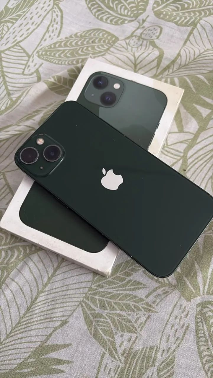 iPhone 13