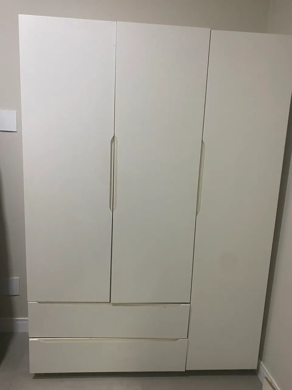 Vendo Guarda roupa infantil 