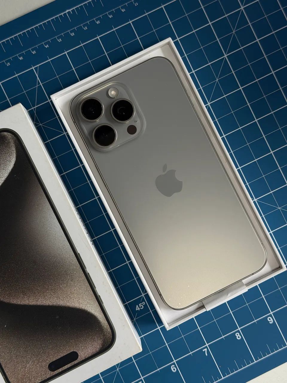 iPhone 15 pro Max - Foto 2