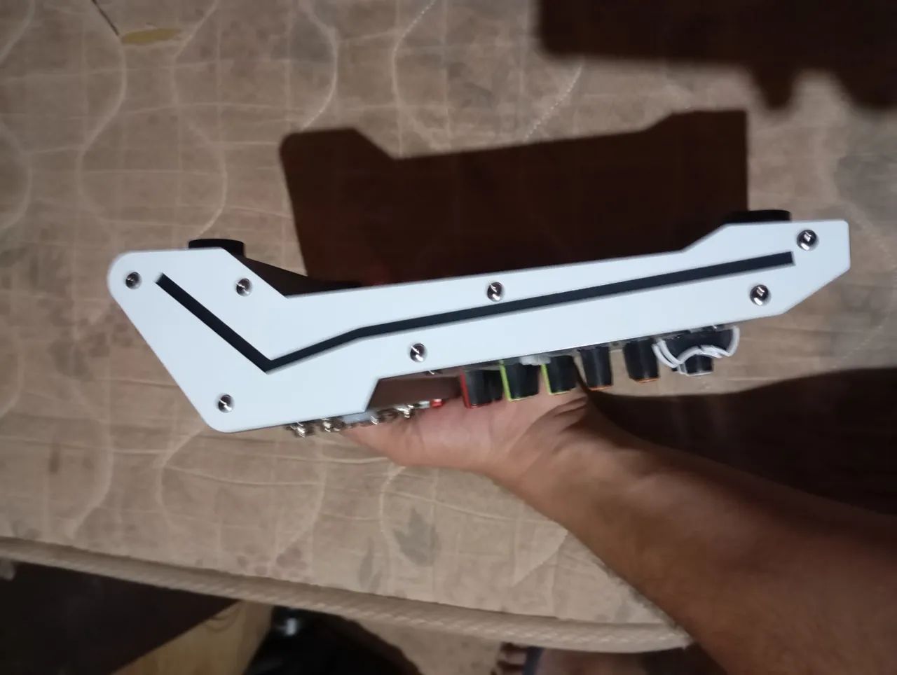 Vendo esse mesa com 4 canal  - Foto 2