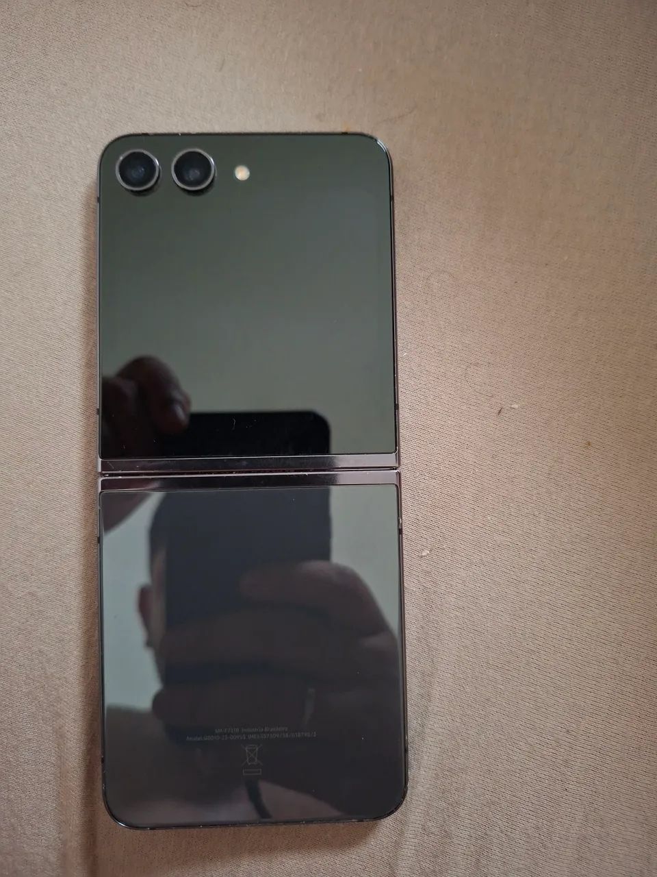 Z Flip 5 256GB - Para Conserto - Conservado - Foto 3