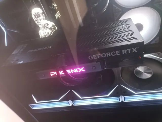 RTX 5070 Phoenix 12GB - Foto 5