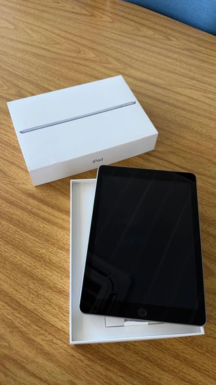 iPad 6a Geração Tela 9,7?. 128GB Prata (Na caixa)