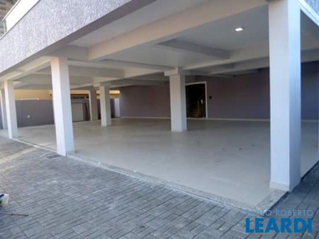 Apartamento à venda com 3 dormitórios cod:484223