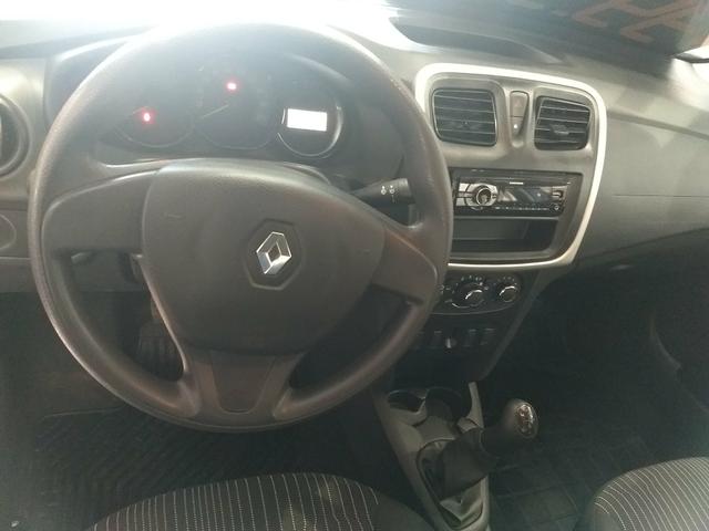 Renault Logan Authentique 1.0 (3 cilindros) - Foto 3