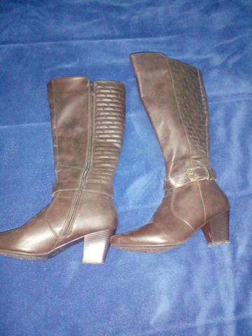 Bota feminina - Foto 2