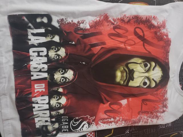 Camiseta do momento famosa lá casa de papel - Foto 2