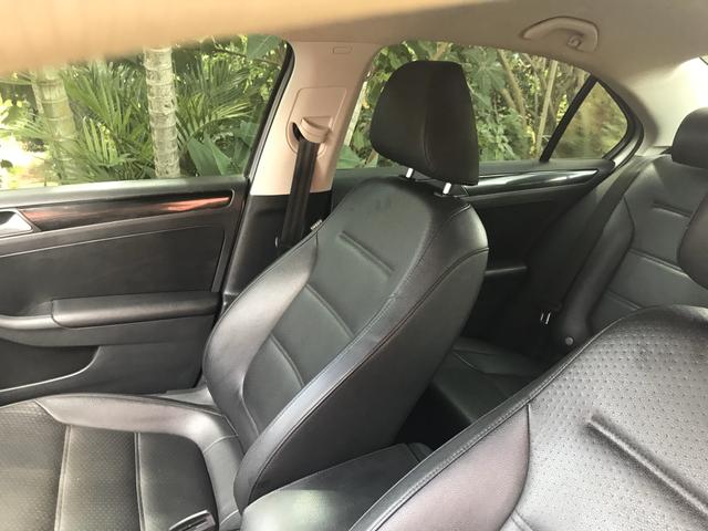 Jetta Tipitronic Comfortline 2.0 - ano 2014 v/t - Foto 4