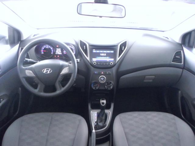 HYUNDAI HB20S 1.6 COMFORT PLUS 16V FLEX 4P AUTOMÁTICO - Foto 14