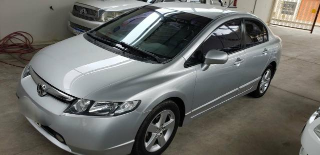 Honda civic lxs 1.8 automático 2008