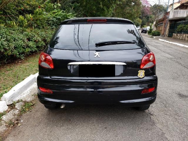 Peugeot 207 11/12 2 portas com apenas 47 mil KM originais, 2º dono - Foto 3