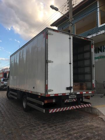 Caminhão Baú Accelo 815 Mercedes Benz - Foto 8